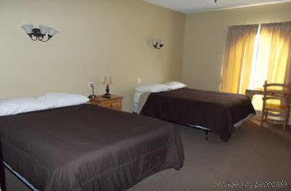 Knights Inn Pearsall Kültér fotó